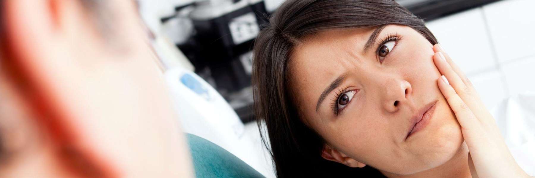 A woman with a dental emergency in Langhorne