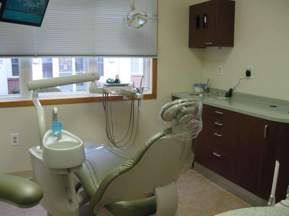 Treatment room at Desai Dental Care in Langhorne, PA